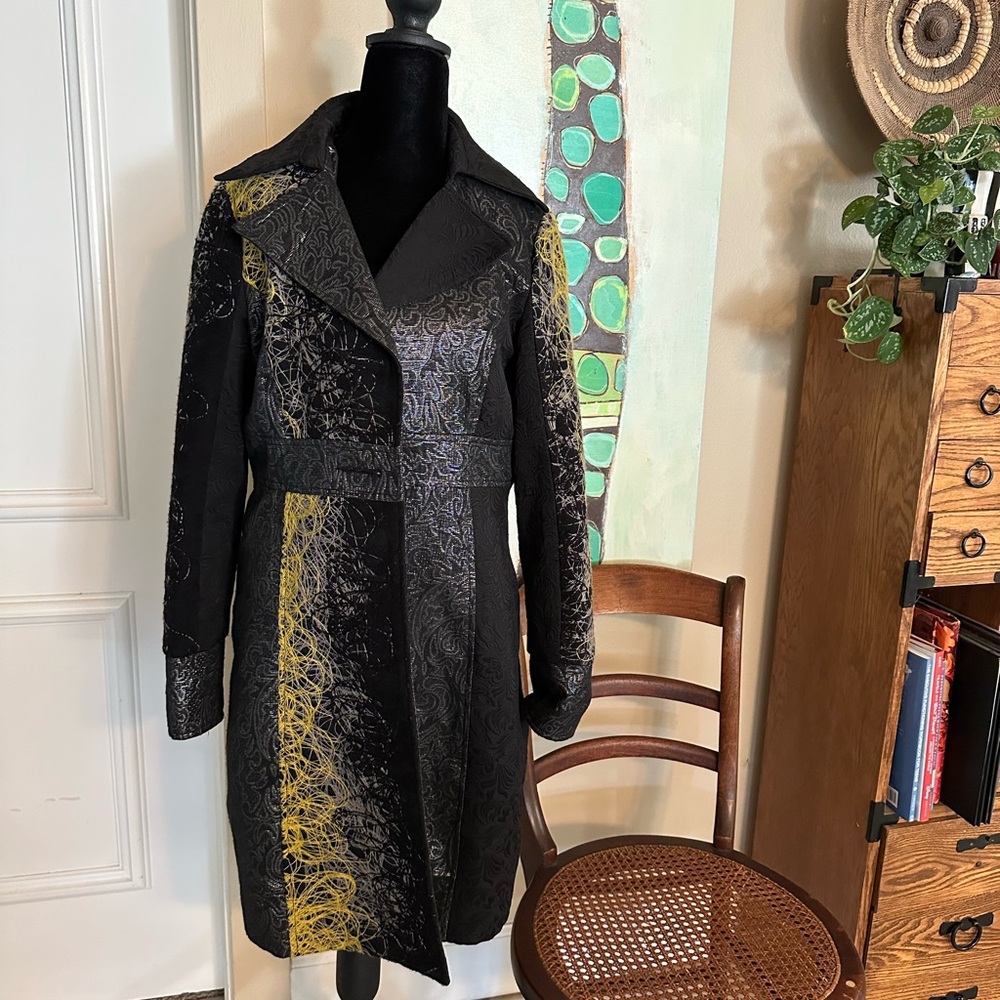 Black and Yellow Textured Trench Coat with Artistic Flair